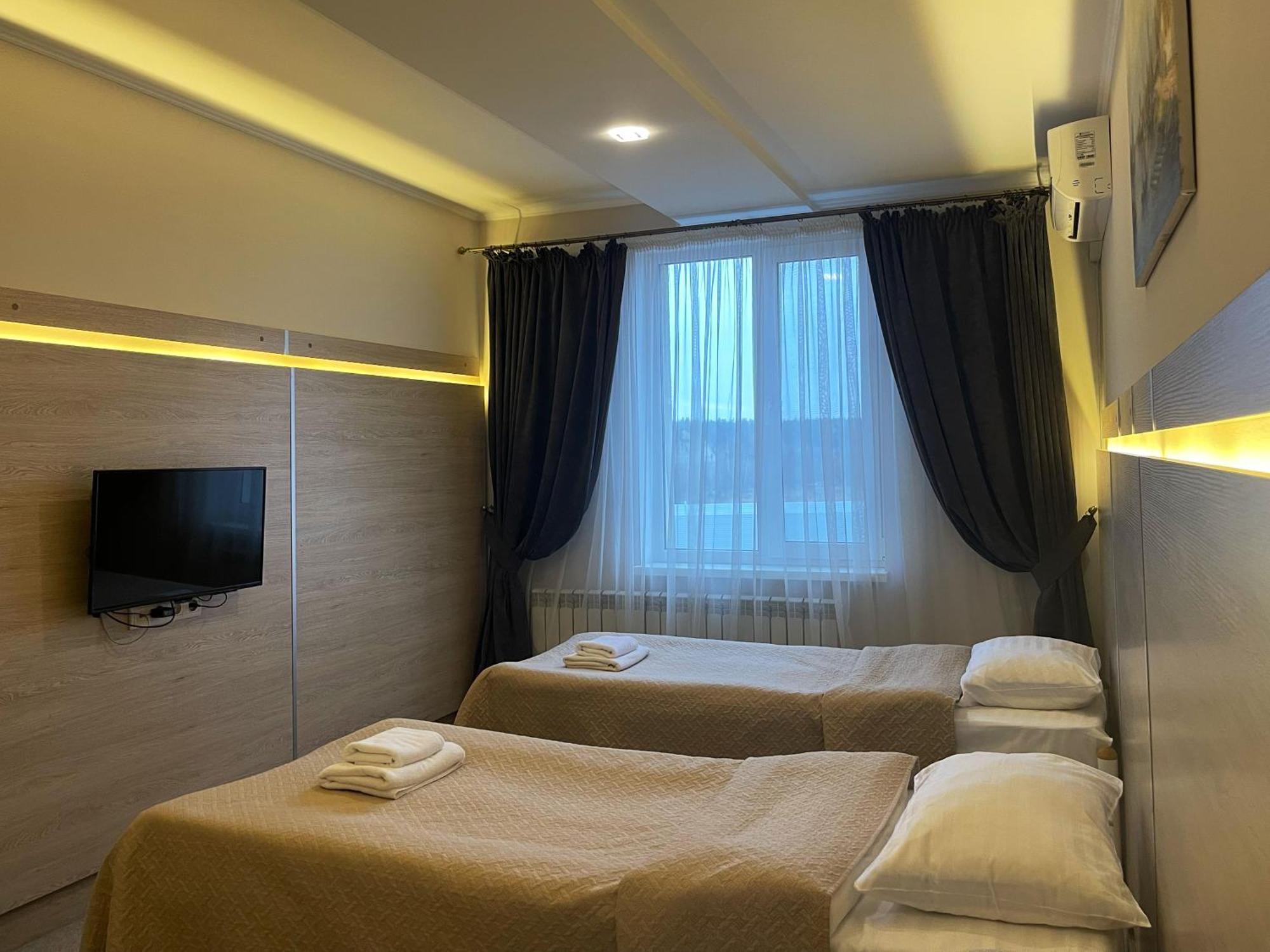 Київські Ночі Hotel Ngoại thất bức ảnh