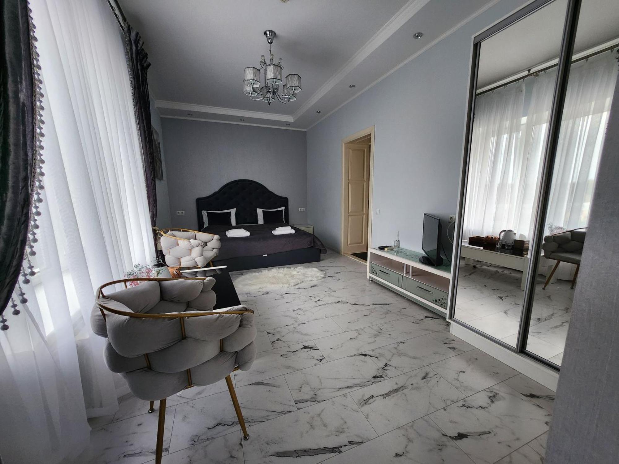 Київські Ночі Hotel Ngoại thất bức ảnh